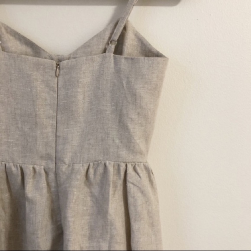 NWT SOLD OUT! Reformation Thelma Dress - Picture 6 of 8